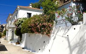 Sto Roloi Island Houses